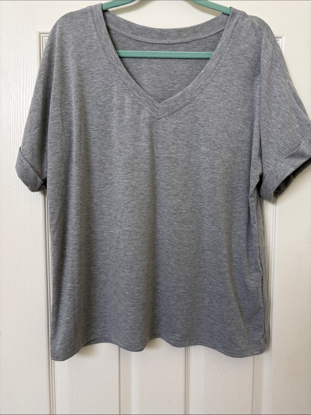 Classic V-Neck Short Sleeve Top - Gray